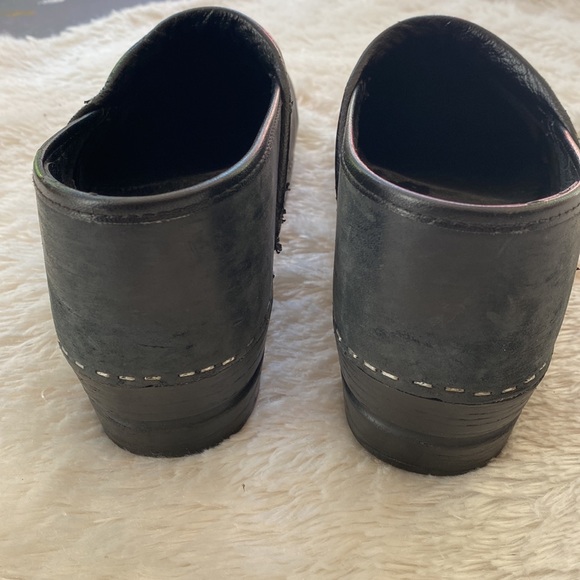 Dansko Black Professional Clogs - Picture 4 of 10